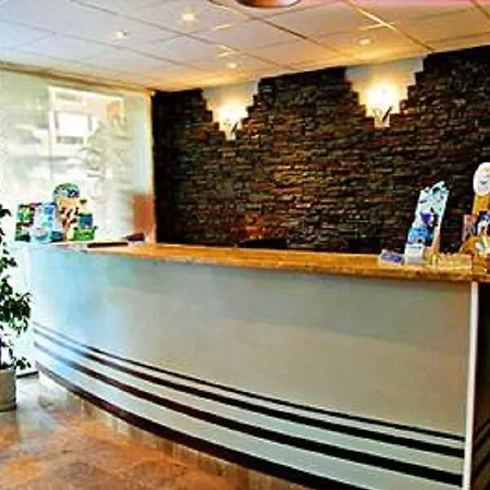 Ona Jardines Paraisol 公寓式酒店 萨洛
