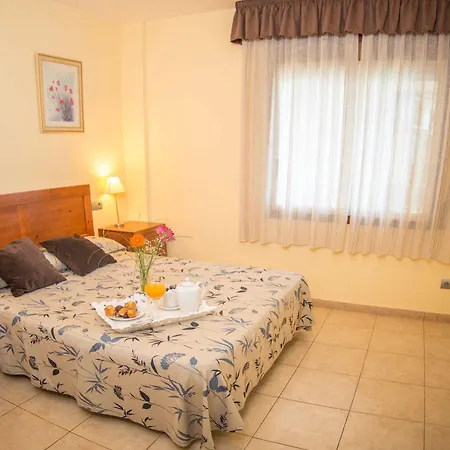 Apart Otel Ona Jardines Paraisol 2*