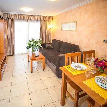 Apart Otel Ona Jardines Paraisol