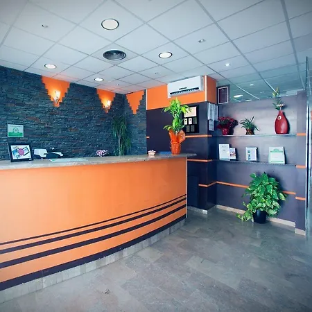 Apart Otel Ona Jardines Paraisol